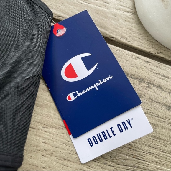 Champion Women's Black Motion Control Sports Bra Size 40DD NWT - Picture 4 of 6